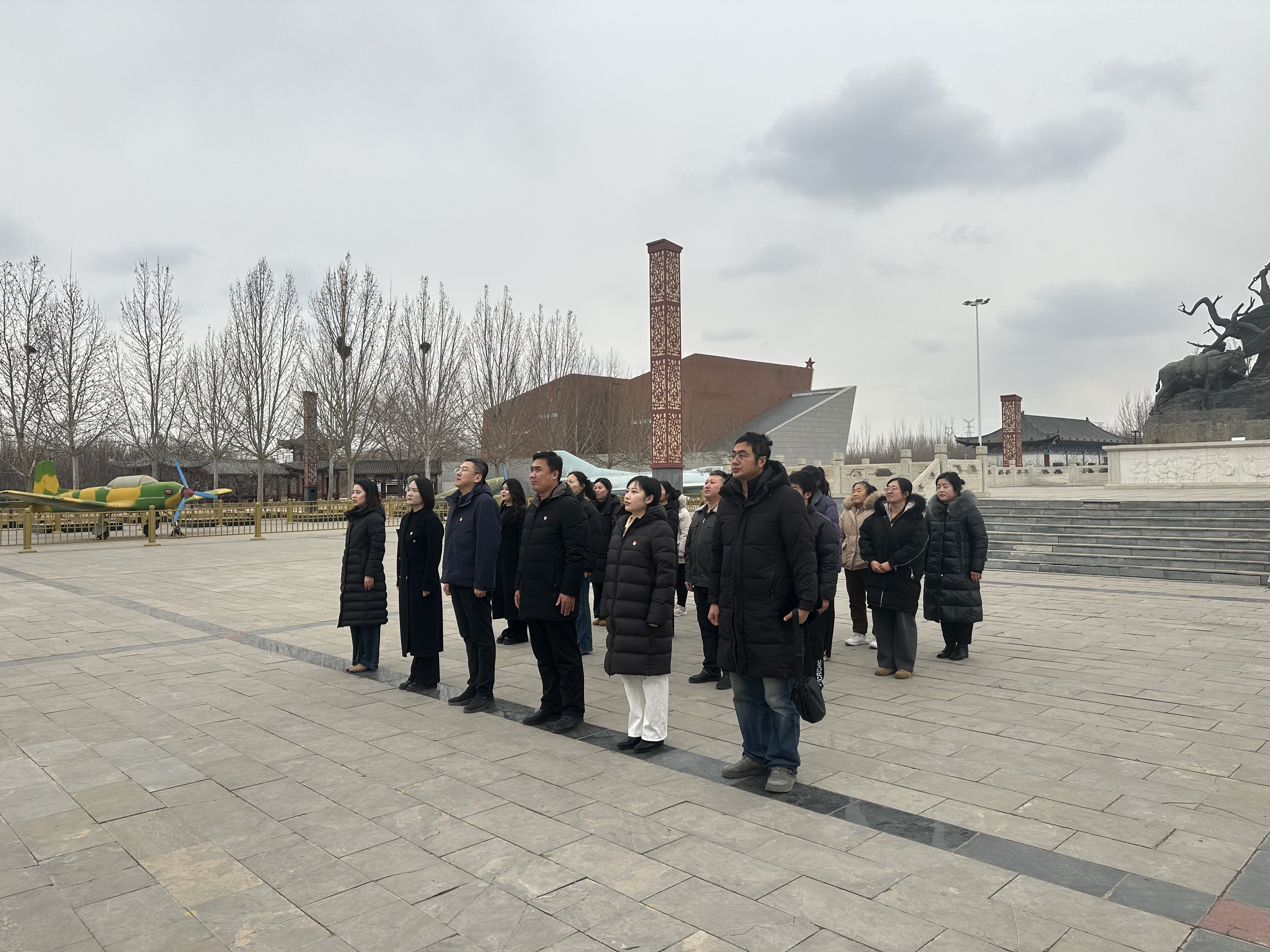 升旗1.jpg 升旗1.jpg